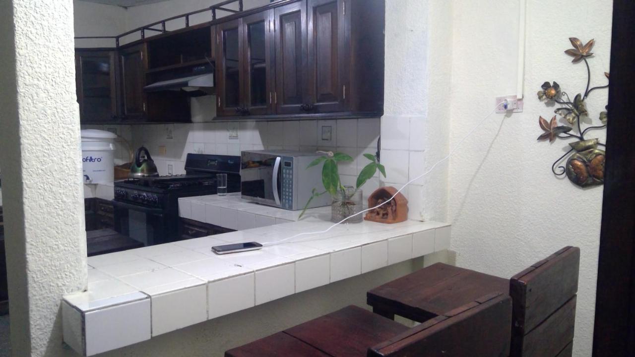 Huellas Hostal Antigua Ngoại thất bức ảnh