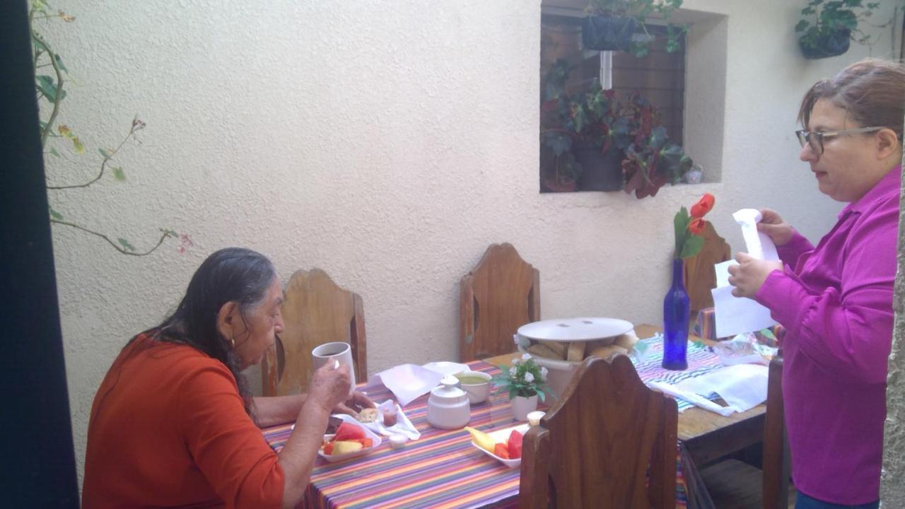 Huellas Hostal Antigua Ngoại thất bức ảnh
