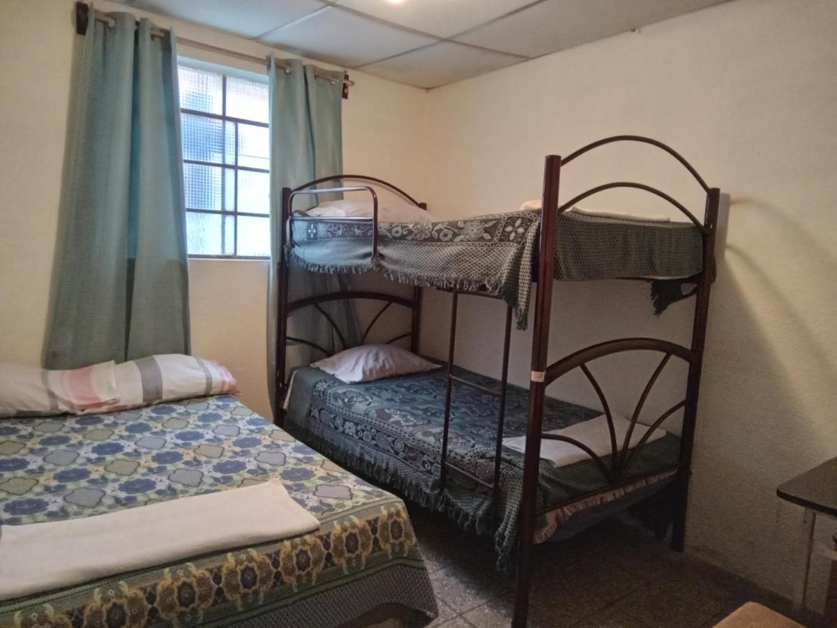 Huellas Hostal Antigua Ngoại thất bức ảnh