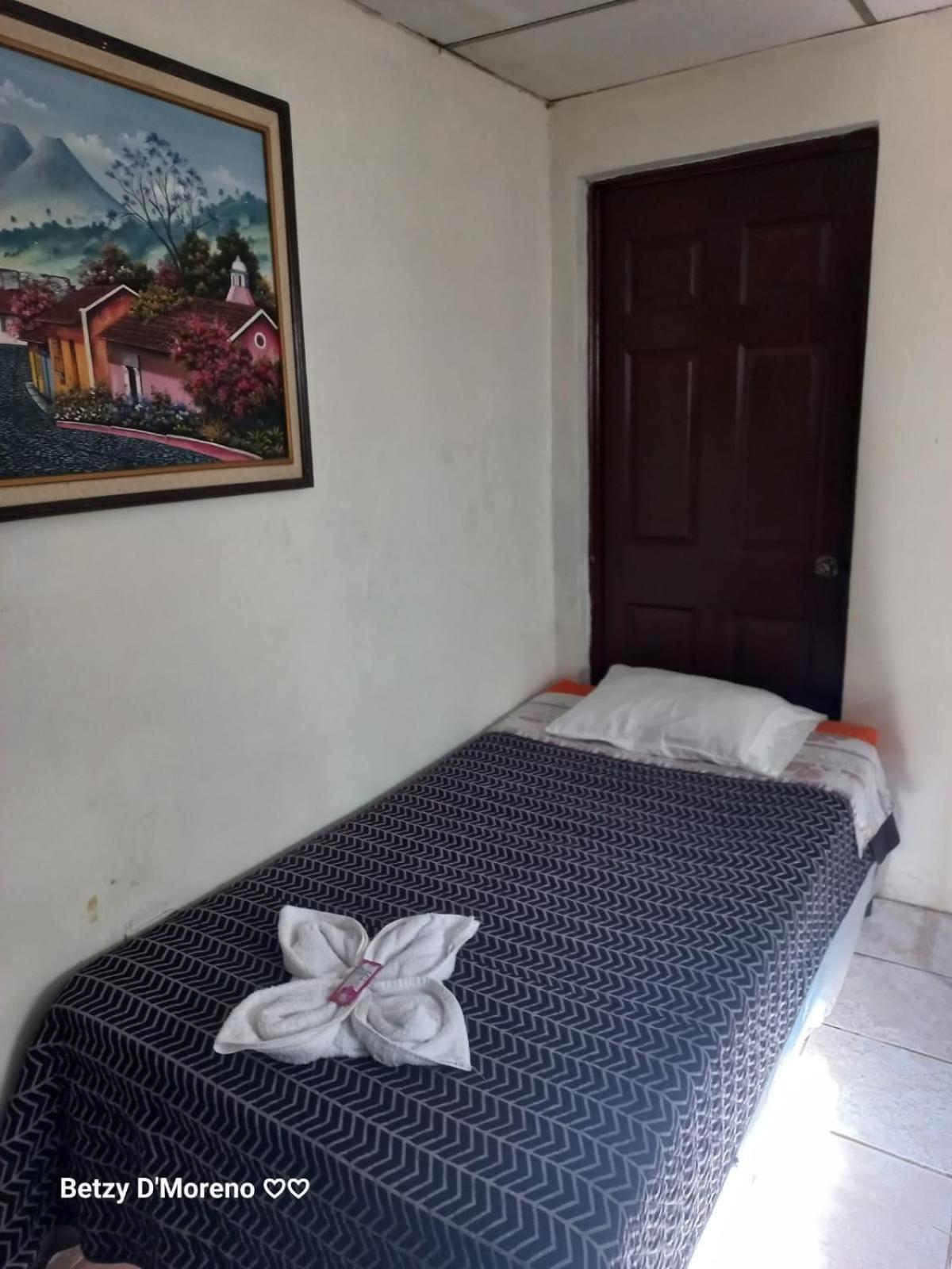 Huellas Hostal Antigua Phòng bức ảnh